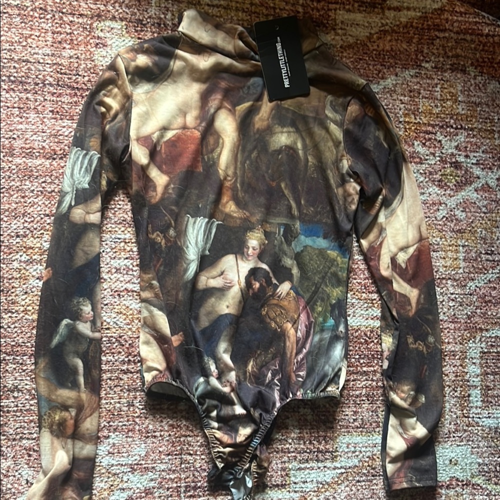 Pretty Little Thing Renaissance Art Long Sleeve Bodysuit